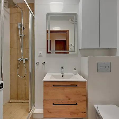 Apartament Alicja Ii Lägenhet *